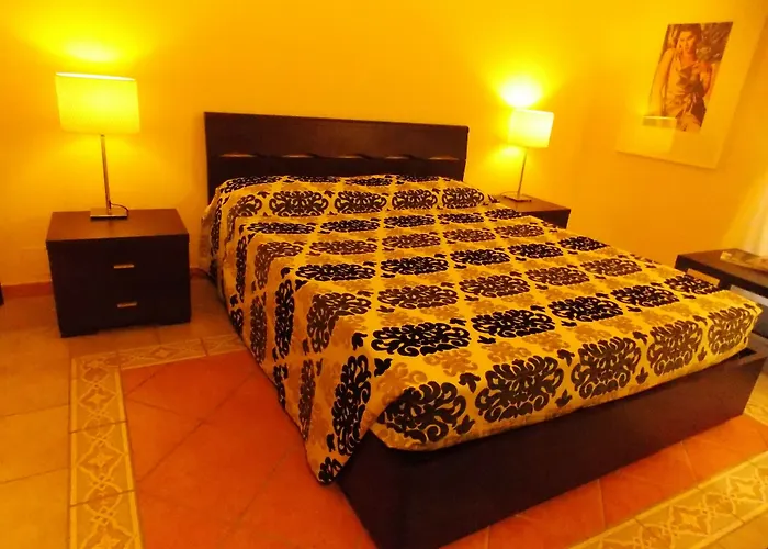 Glamour Center Of Maison d'hôtes 4*